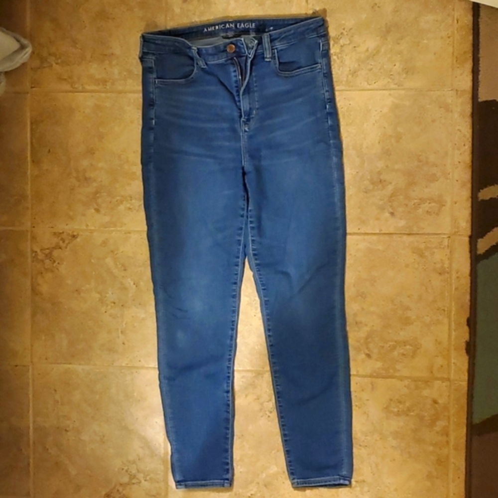 AE Jeggins